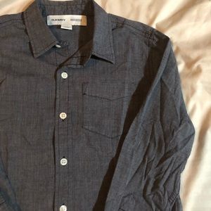 Boys Grey Old Navy Button Down- Size M (8)